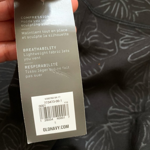 OLD NAVY Active | Floral Black Leggings Size S - Picture 7 of 9